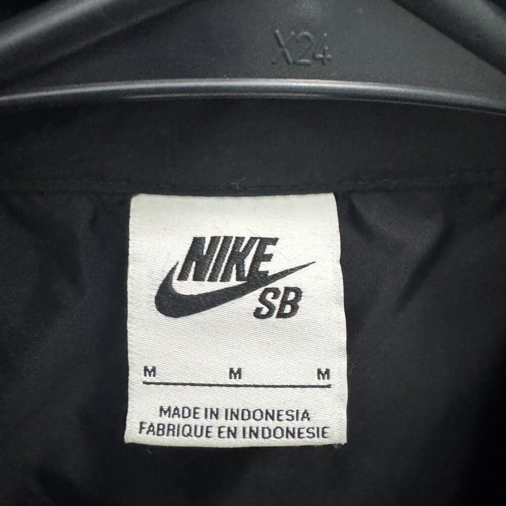 Nike SB Jacket - Picture 6 of 6